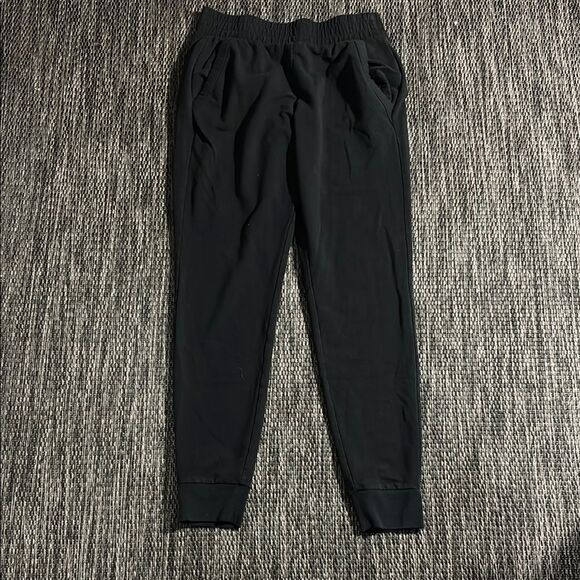ALO Yoga Pants - Alo yoga sweatpant joggers